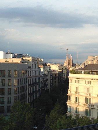 INCREIBLE ÁTICO EN EIXAMPLE CON IMPRESIONANTE TERRAZA DE 56M2 CON VISTAS A LA SAGRADA FAMILIA_1