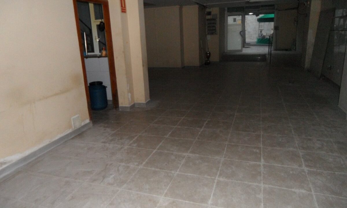 LOCAL COMERCIAL DE 203M2 EN EL VERDUM_2