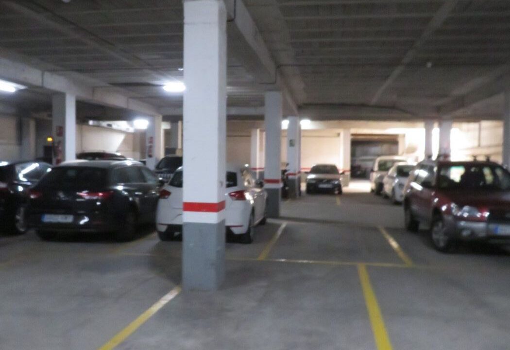 LOTE DE 3 PLAZAS DE PARKING EN LA CALLE LLULL._4