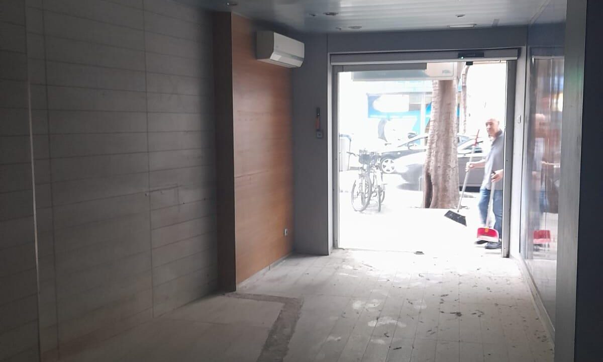 Local comercial de 38 m2 en calle Calabria_2