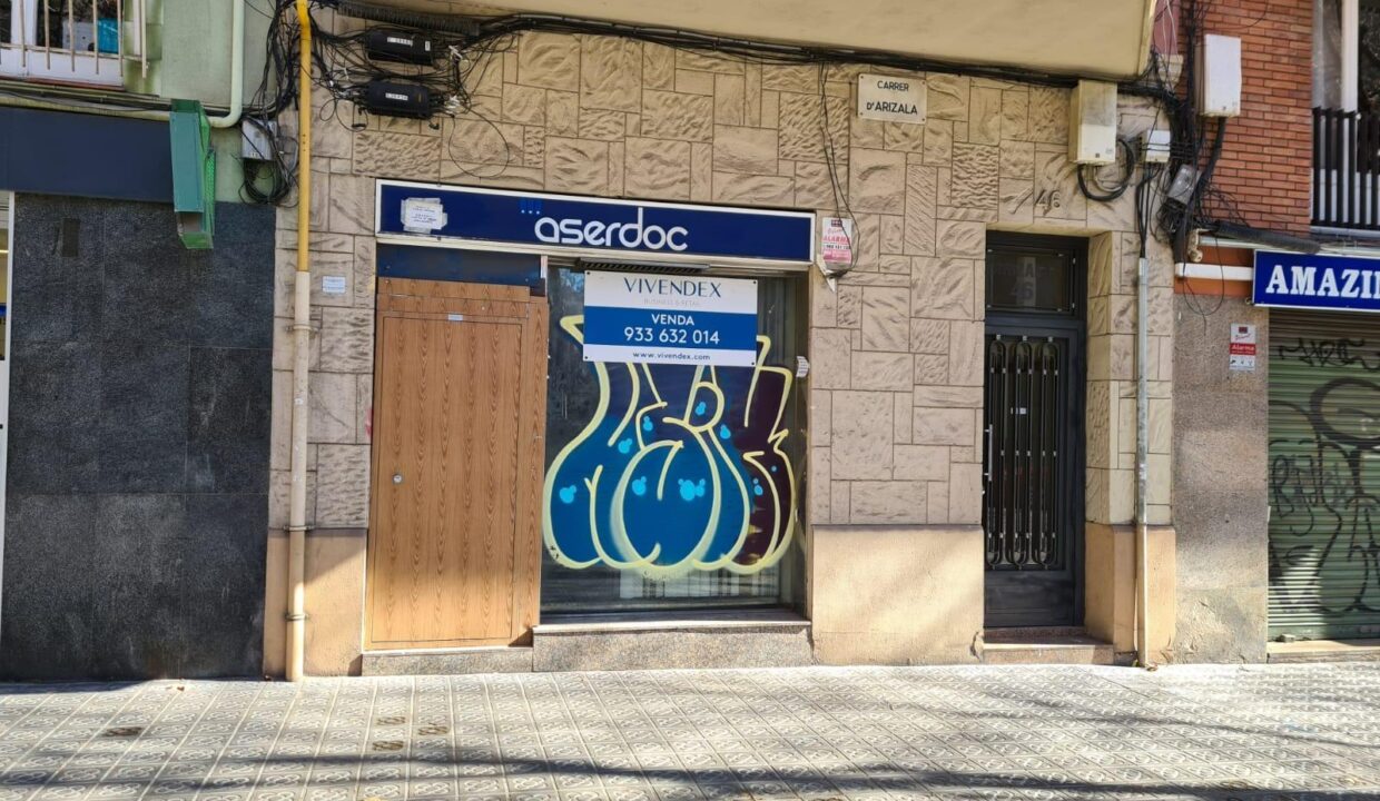 Local comercial en venta en calle Arizala