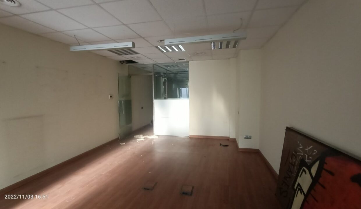 Local comercial en venta en calle Arizala