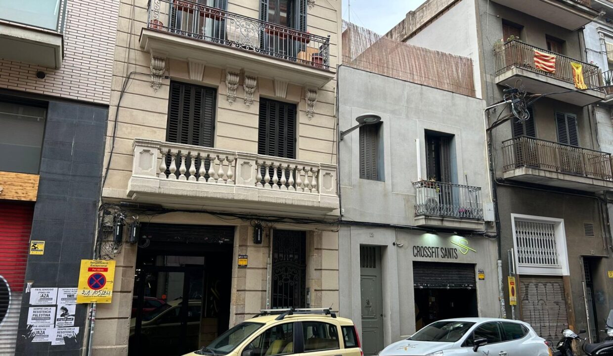 Local en Venta con Rentabilidad en calle Vilardell