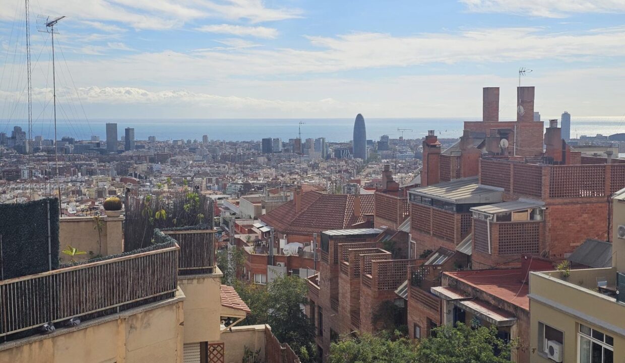 Luminoso apartamento con 3 habitaciones en las alturas de Barcelona – Carrer Génova_1