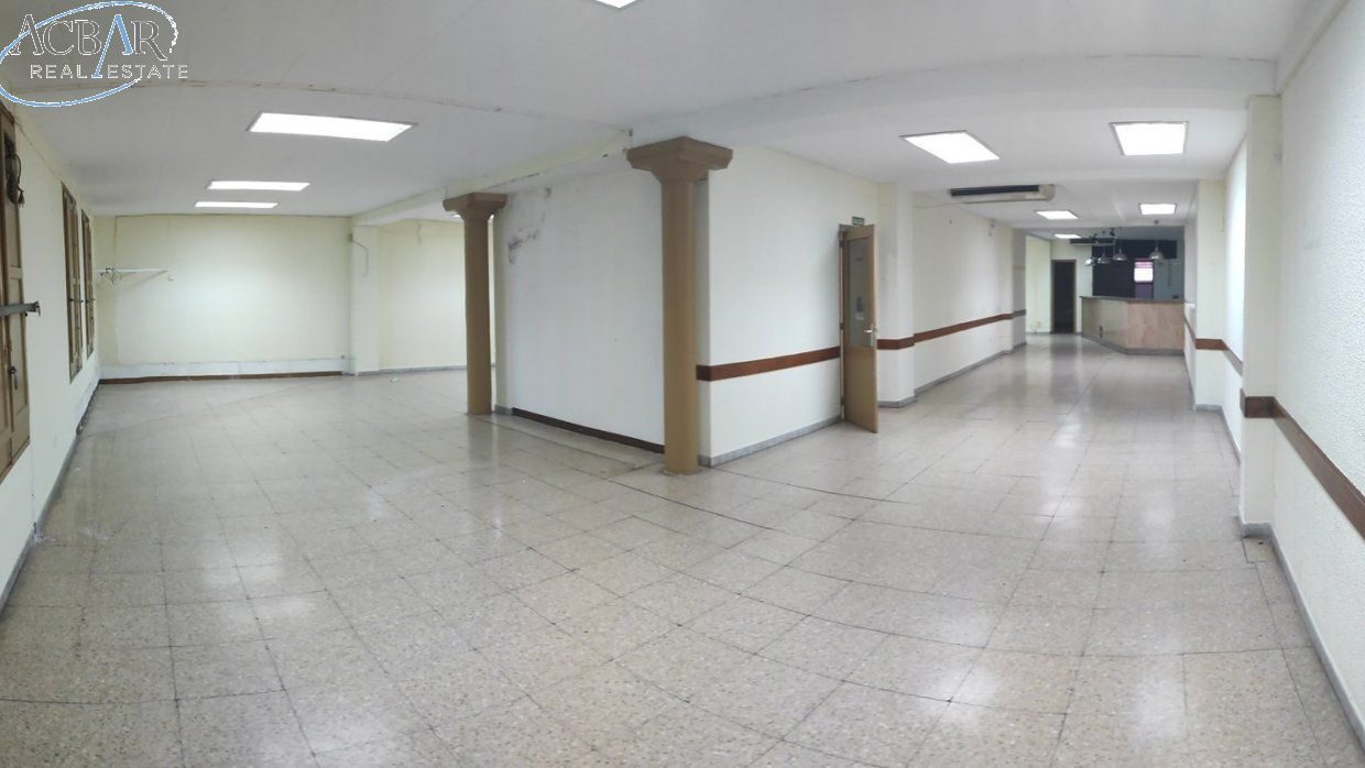 Oficina de 300 m2 en planta principal_1