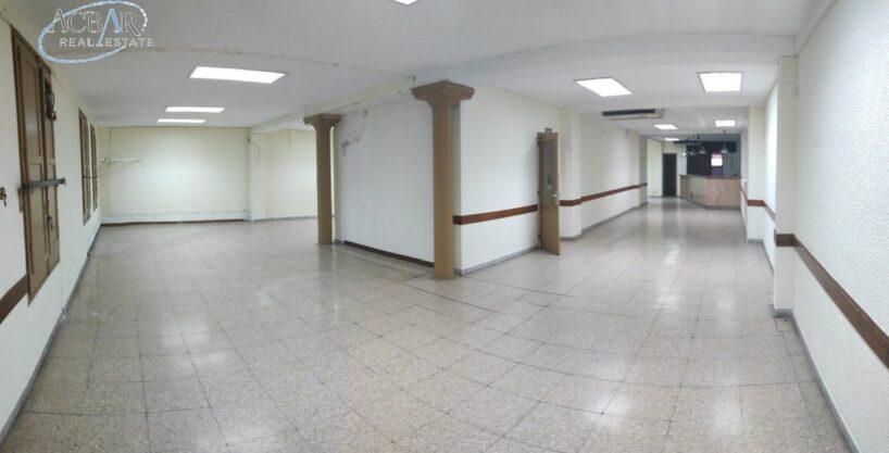 Oficina de 300 m2 en planta principal_1