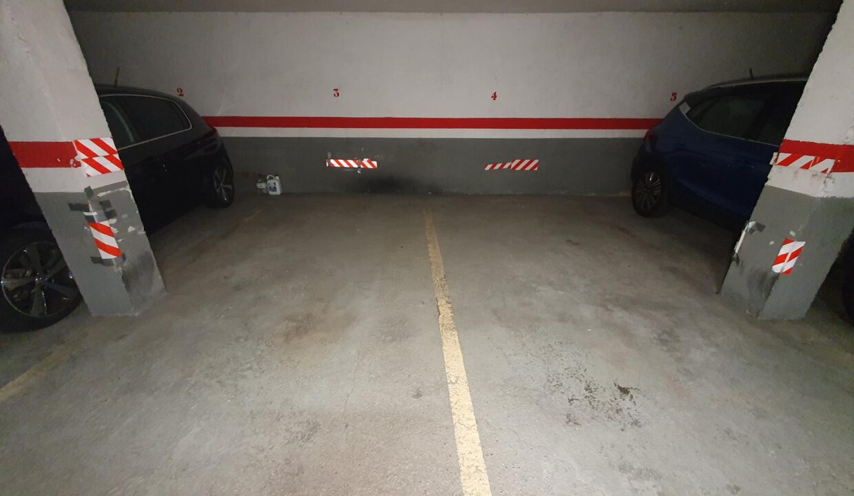 PARKING DOBLE EN BARCELONA ZONA LA SAGRERA_1