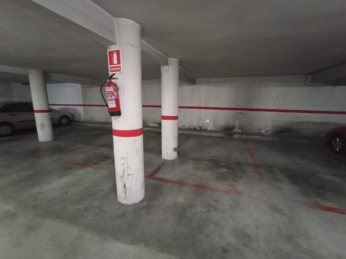 PARKING EN ALQUILER ZONA SANTS  (C/GUITARD)_1