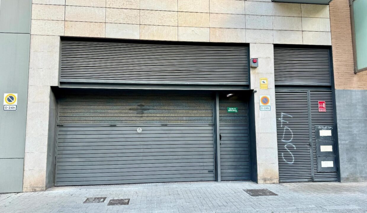 PARKING EN BARCELONA._1