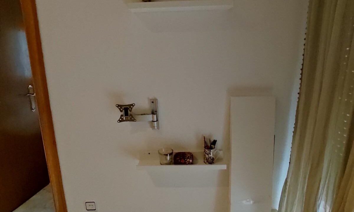 PISO DE 2 HABITACIONES