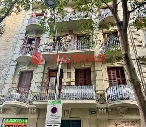 PISO EN VENTA - Barcelona (Eixample / Sant Antoni)_1