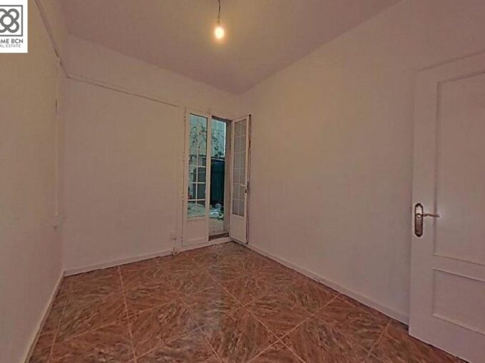 PISO EN VENTA C/ VALLHONRAT_1