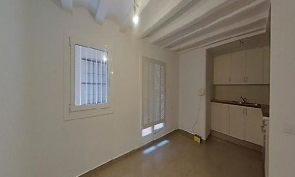 PISO EN VENTA EN C/ AGLA_3