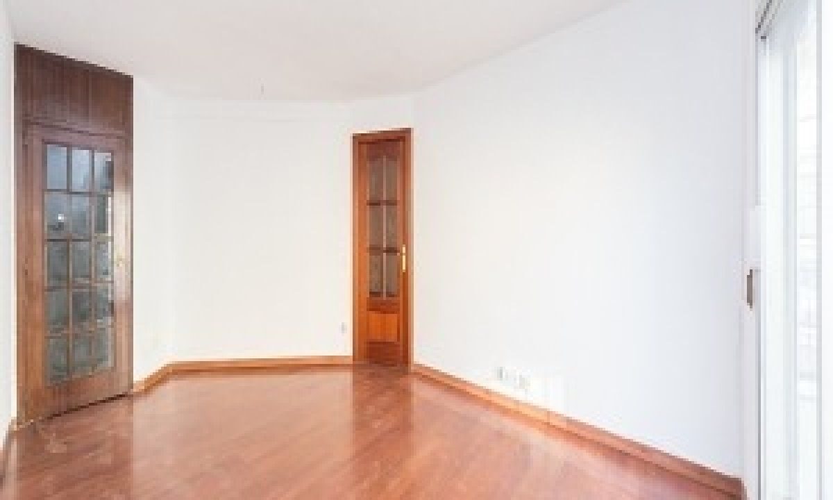 PISO EN VENTA EN C/ PARE RODES_5