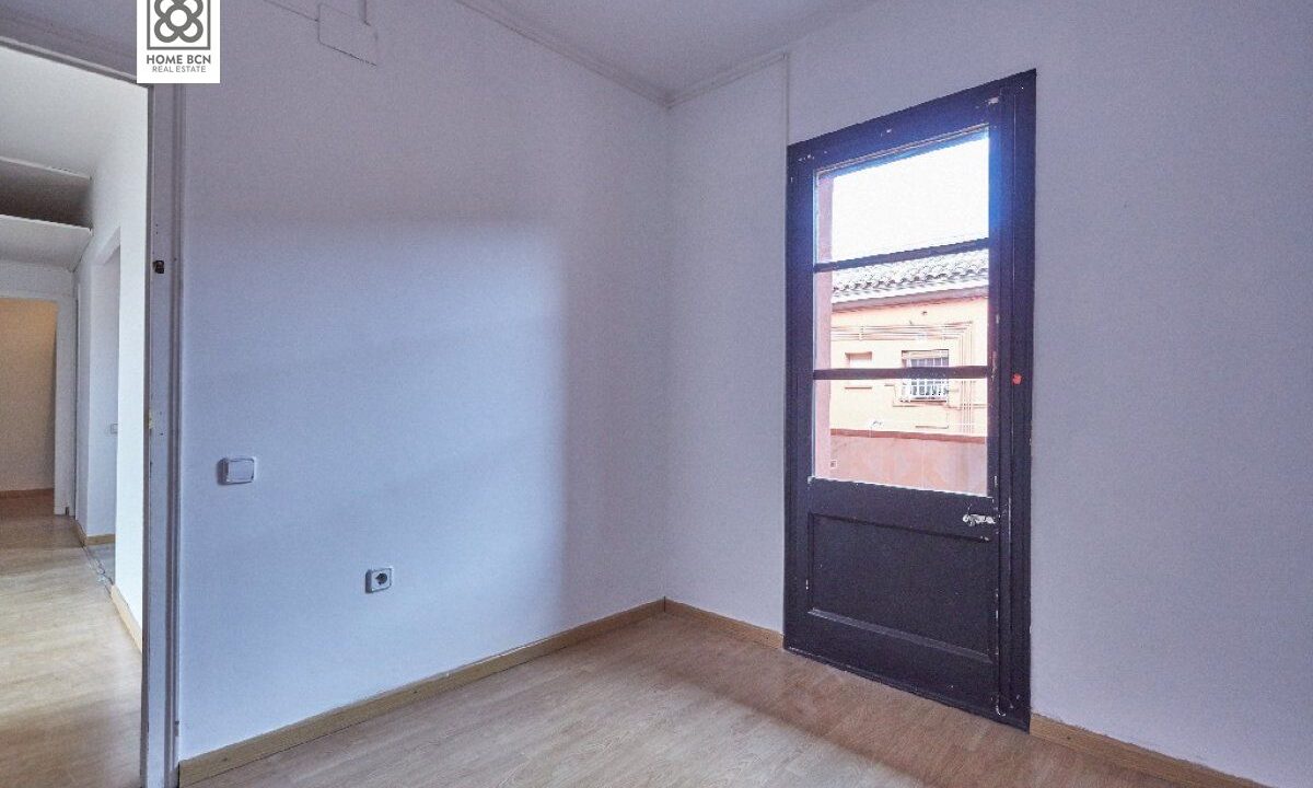 PISO EN VENTA EN ST.MARTÍ DE PROVENÇALS_2