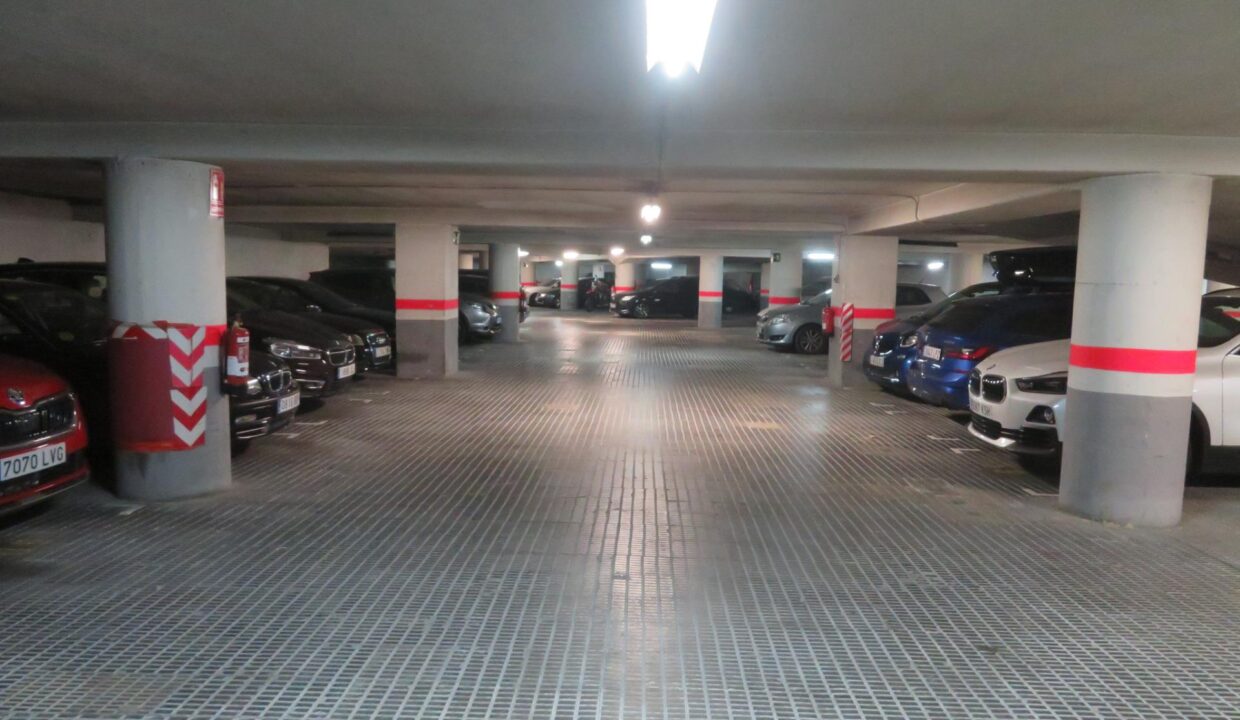 PLAZA DE PARKING EN VENTA EN LA AVENIDA MISTRAL_5