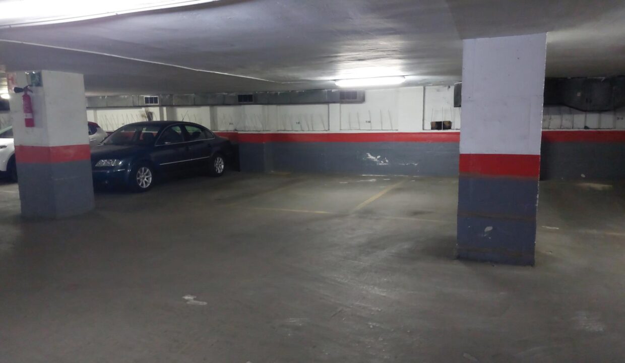 PLAZA DE PARKING EN ZONA FRANCA_3