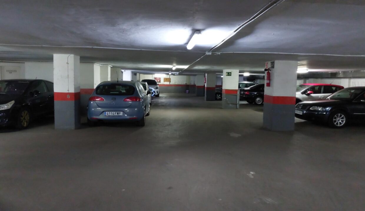 PLAZA DE PARKING EN ZONA FRANCA_5