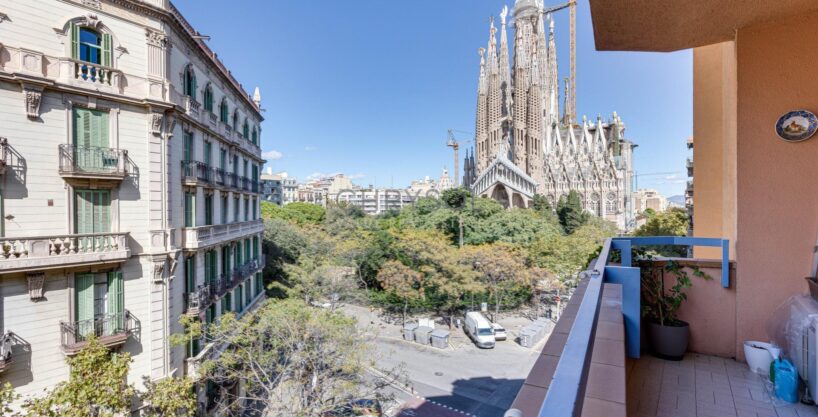 Piso alto y luminoso en L' Eixample._1