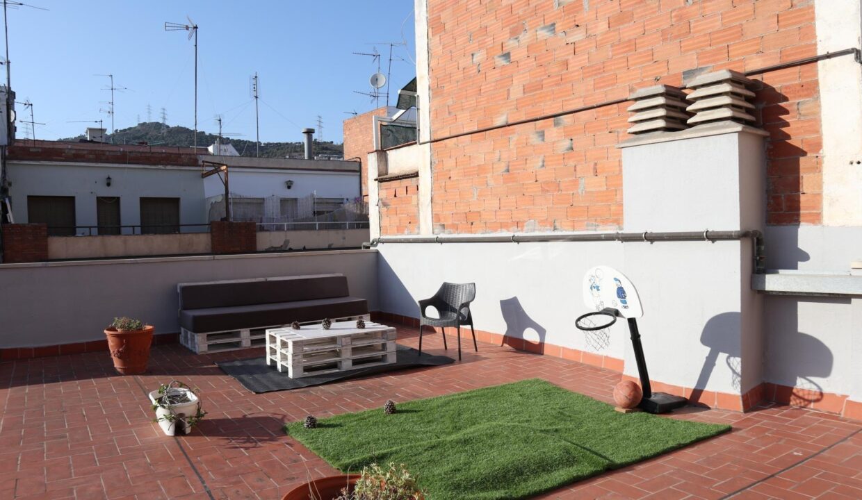 Piso con terraza de 26 m²  (Nou Barris / La Prosperitat)_1