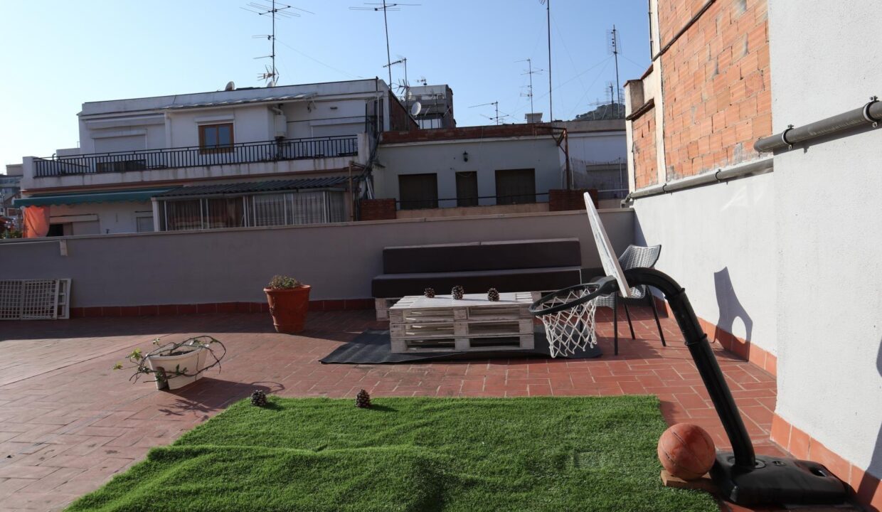 Piso con terraza de 26 m²  (Nou Barris / La Prosperitat)_4