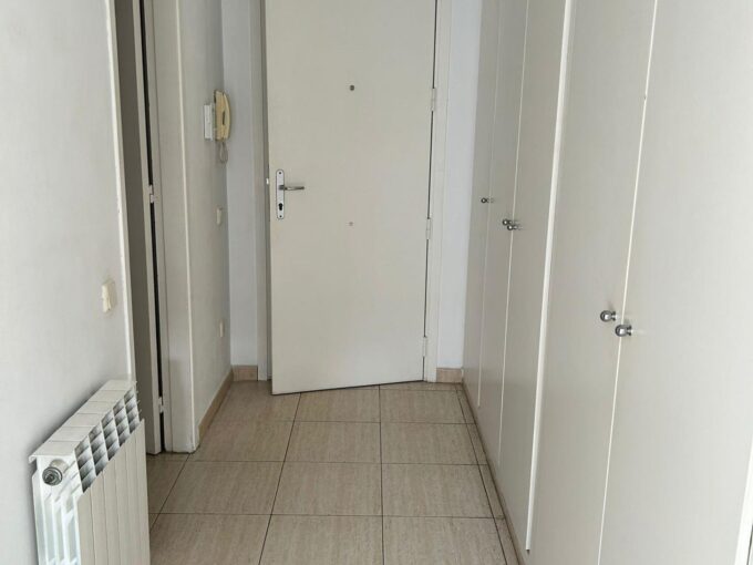 Piso de 50m2 en calle Tamarit