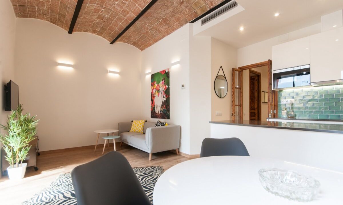 Piso único reformado con terraza comunitaria en una zona excelente del Poblenou_1