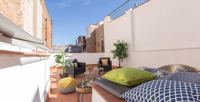 Reformada vivienda con gran terraza en el centro de Barcelona_1