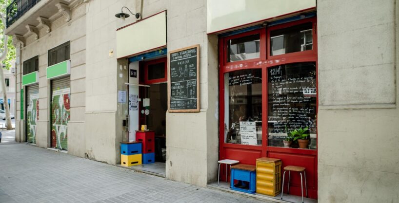 Restaurante en traspaso con terraza  Calle  Consell de Cent