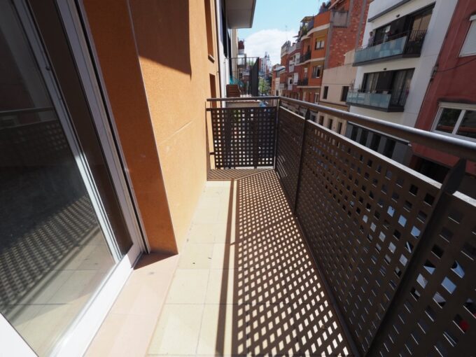 SE VENDE PISO EN BARCELONA