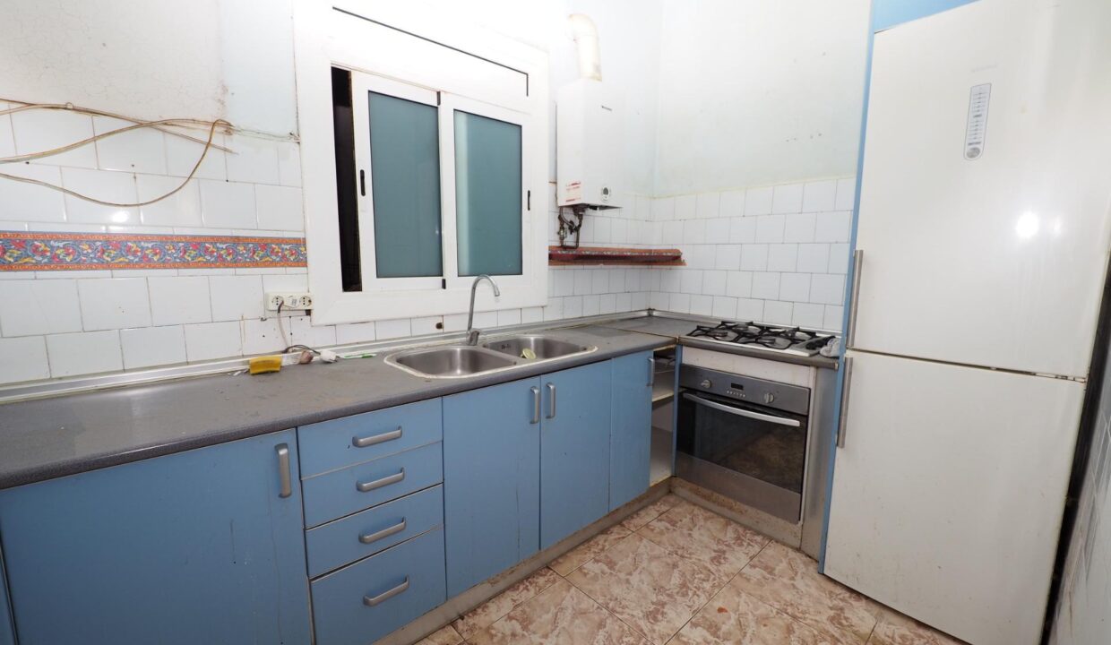 SE VENDE PISO EN BARCELONA