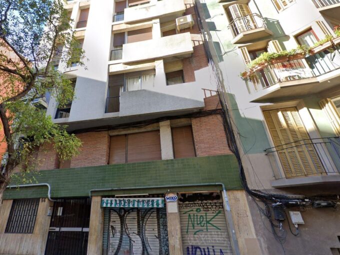 SE VENDE PISO EN BARCELONA