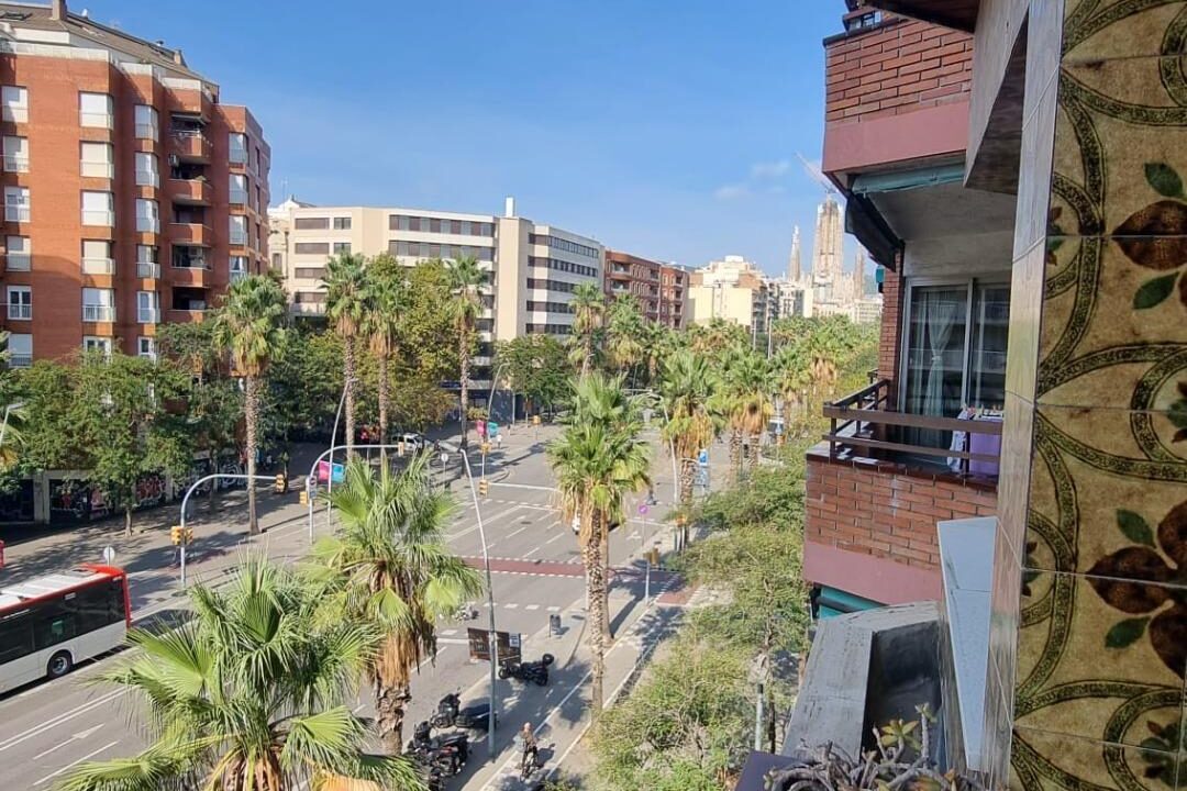 SE VENDE PISO EN CALLE MARINA_3