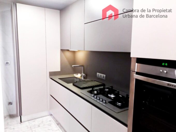 Vivienda de 4 dormitorios cerca de Plaza Lesseps_1