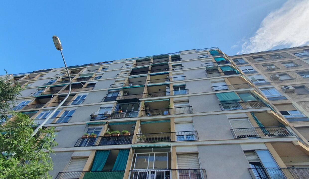 Vivienda en el Passeig de la Zona Franca junto a Calle Minería ._4