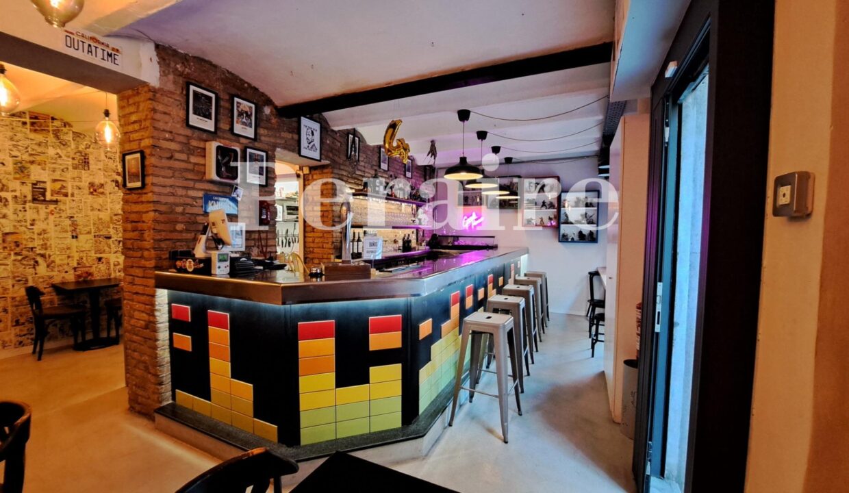 ¡Traspaso Bar-Restaurante con Licencia C3 en Sant Gervasi!_2