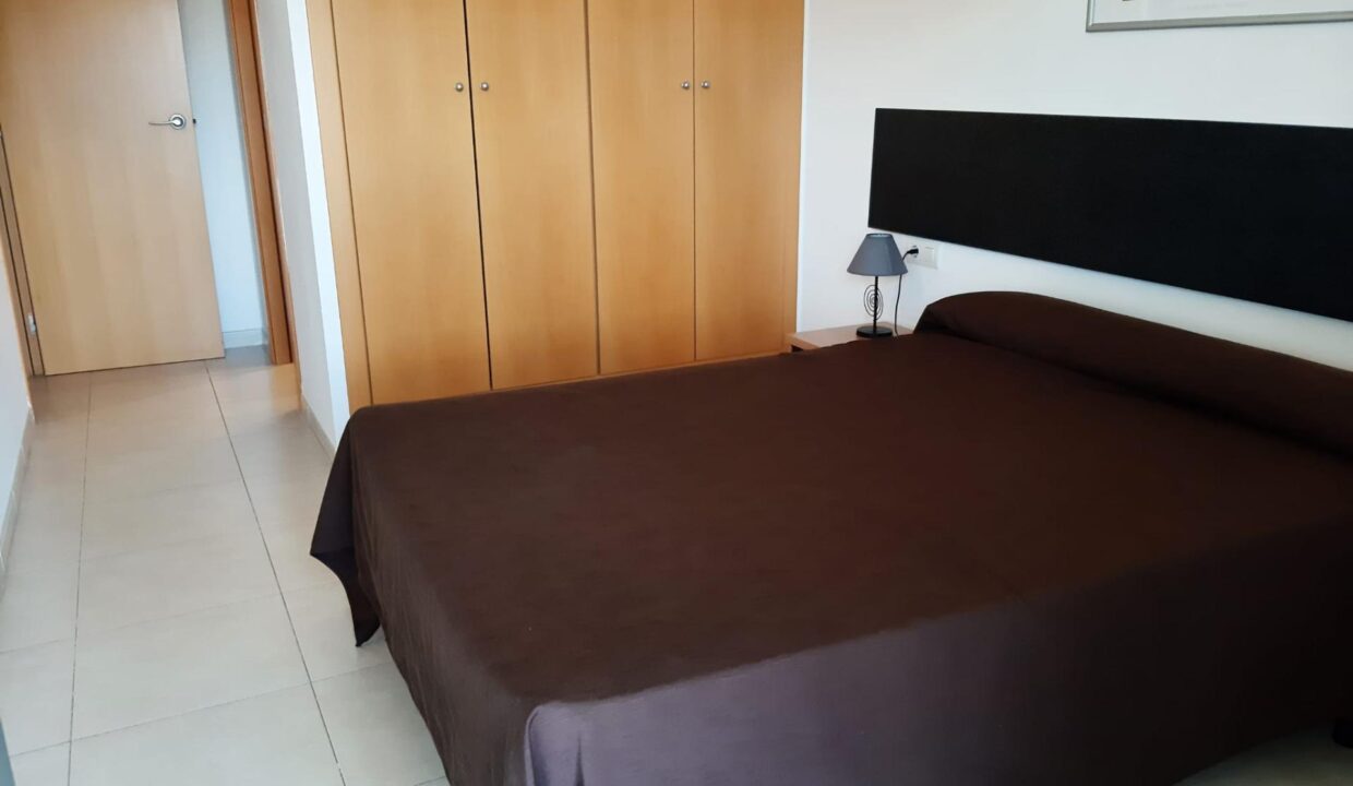 APARTAMENTO DE 2 DORMITORIOS CON A.A.