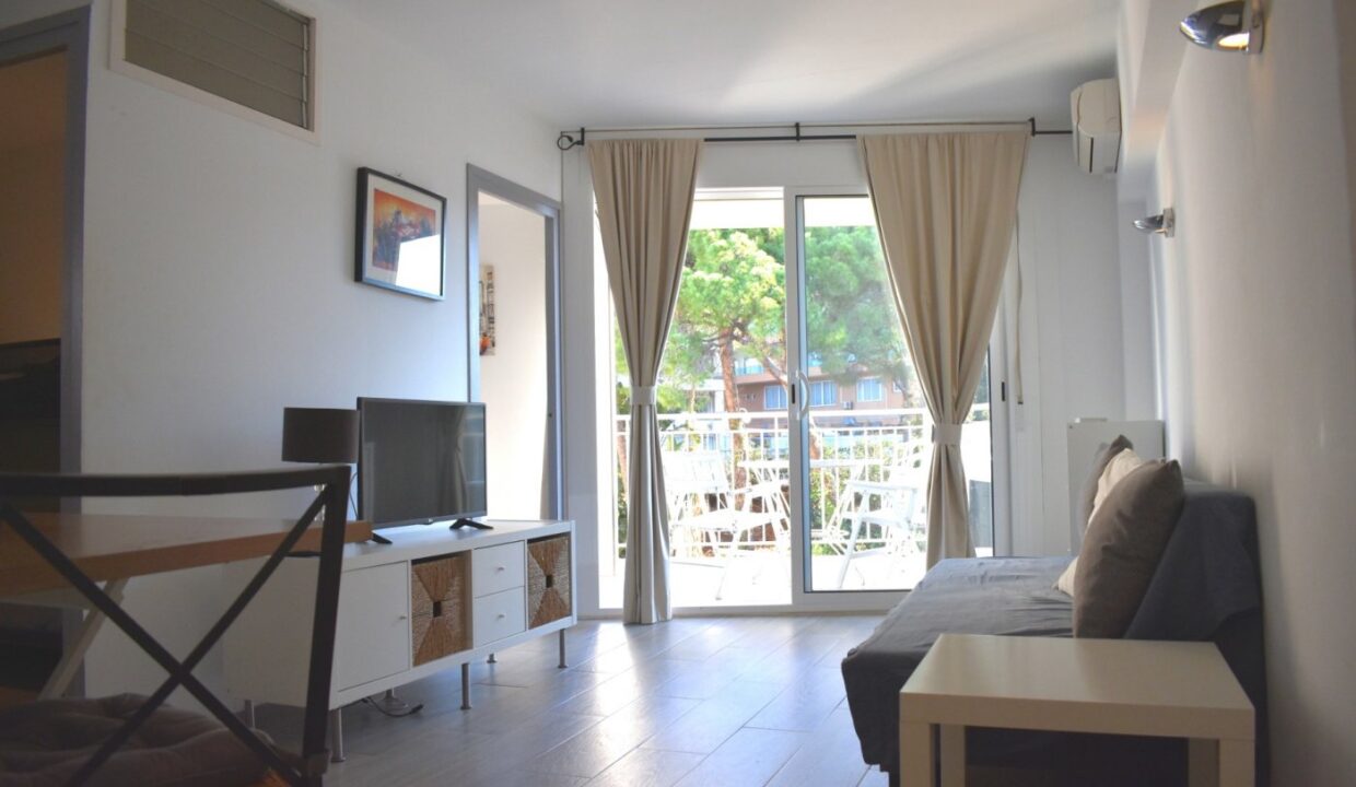 APARTAMENTO EN SALOU CON LICENCIA TURISTICA._1