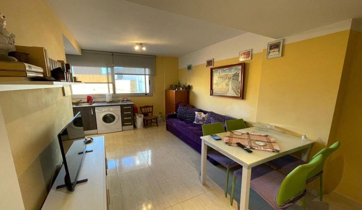 APARTAMENTO SEMINUEVO