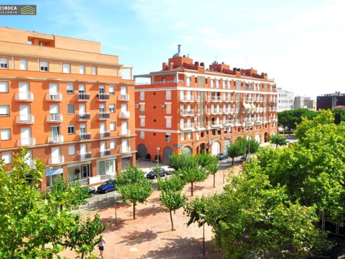 APARTEMENTO DE 2 HABITACIONES DOBLES CON TERRAZA I VISTAS DESPEJADAS_1