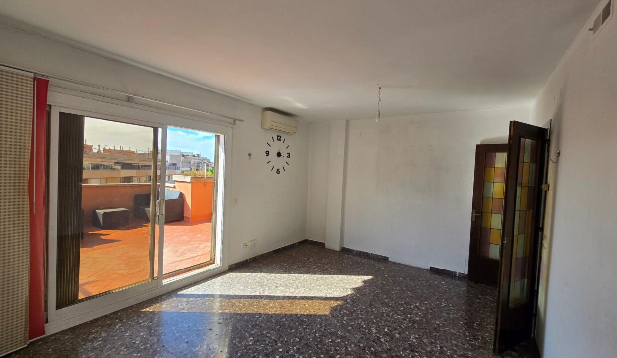 ATICO CON TERRAZA DE 42 M2_4