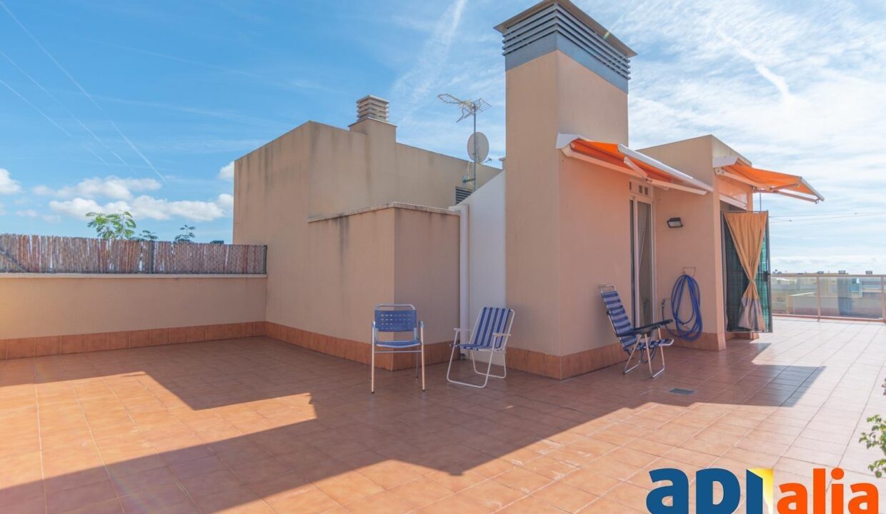 ATICO EN SALOU BARENYS 3 HABITACIONES CON PARKING_1