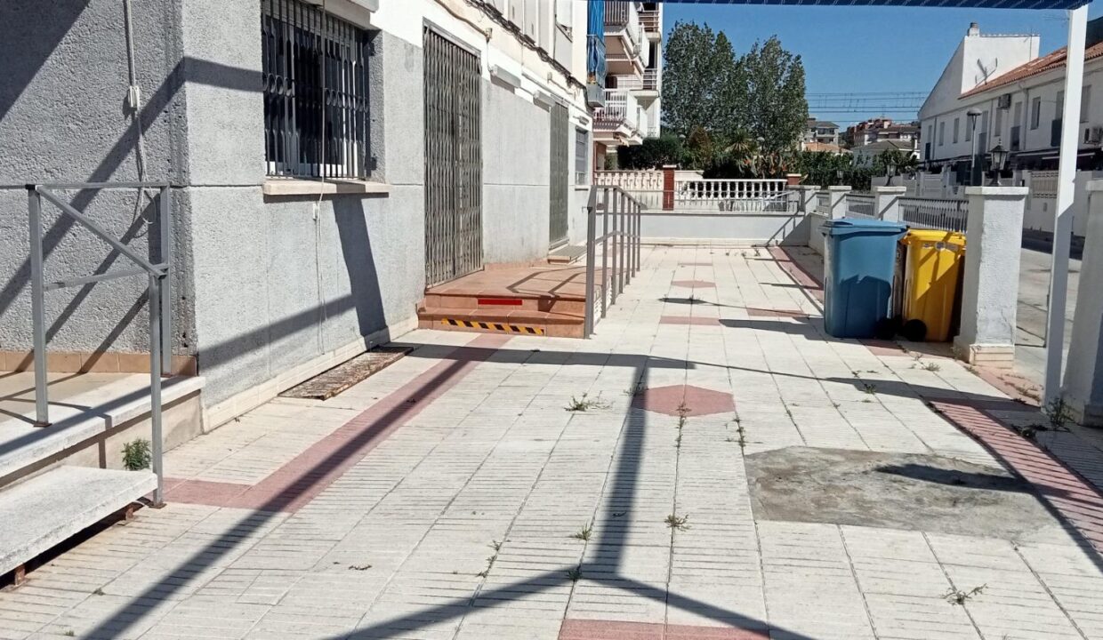 Alquiler con opción de compra.  Bar-restaurante con gran terraza Cunit - Tarragona_5