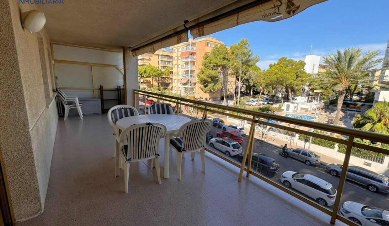 Apartamento Jto. a playa Larga de Salou._1