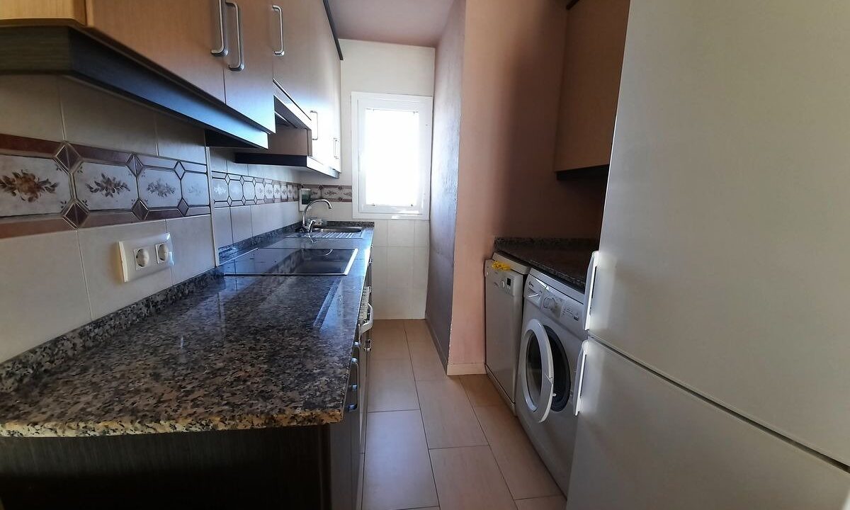 Apartamento de 50 m2 con 2 dormitorios en zona playa_5