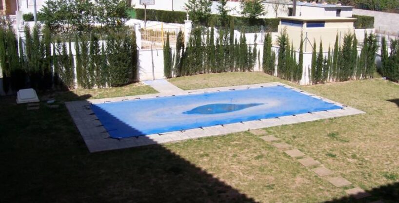 Apartamento de 65 m2 con 2 dormitorios piscina y jardín comunitario_1