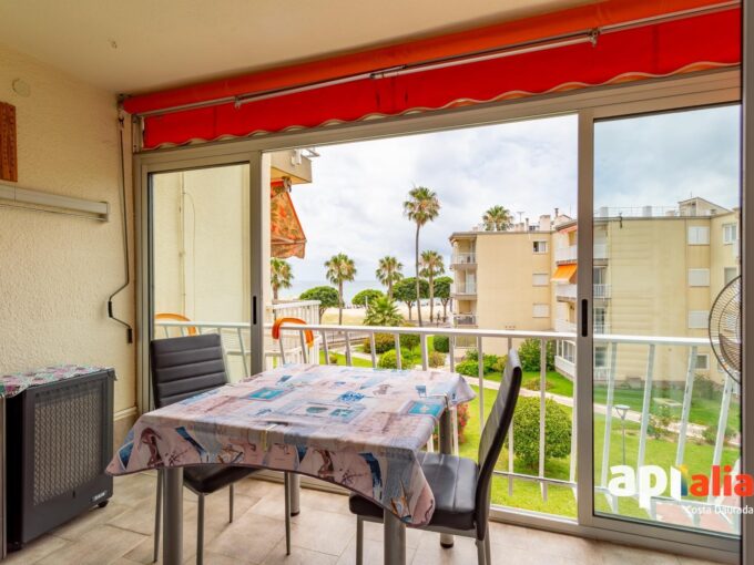 Apartamento de un dormitorio en primera linea de Mar .CAMBRILS_1