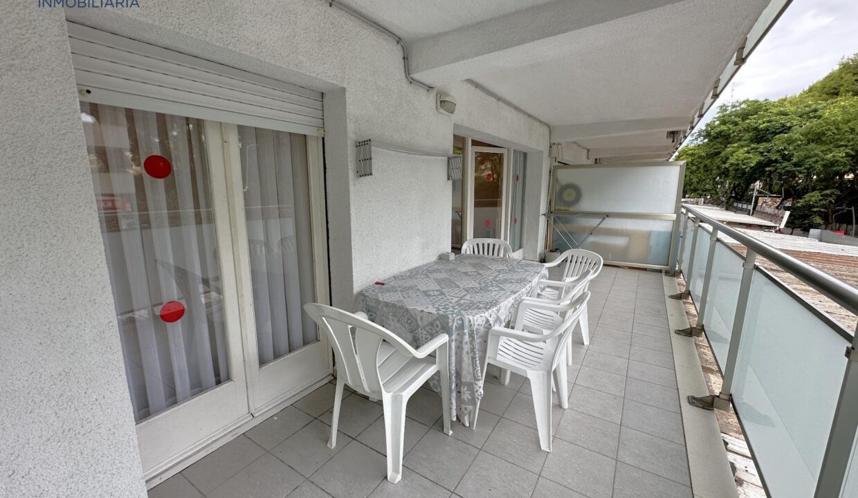 Apartamento en Salou - Zona turística - con licencia turistica HUTT._2