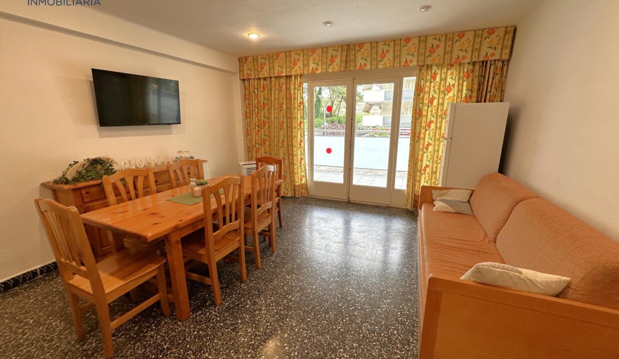 Apartamento en Salou - Zona turística - con licencia turistica HUTT._3