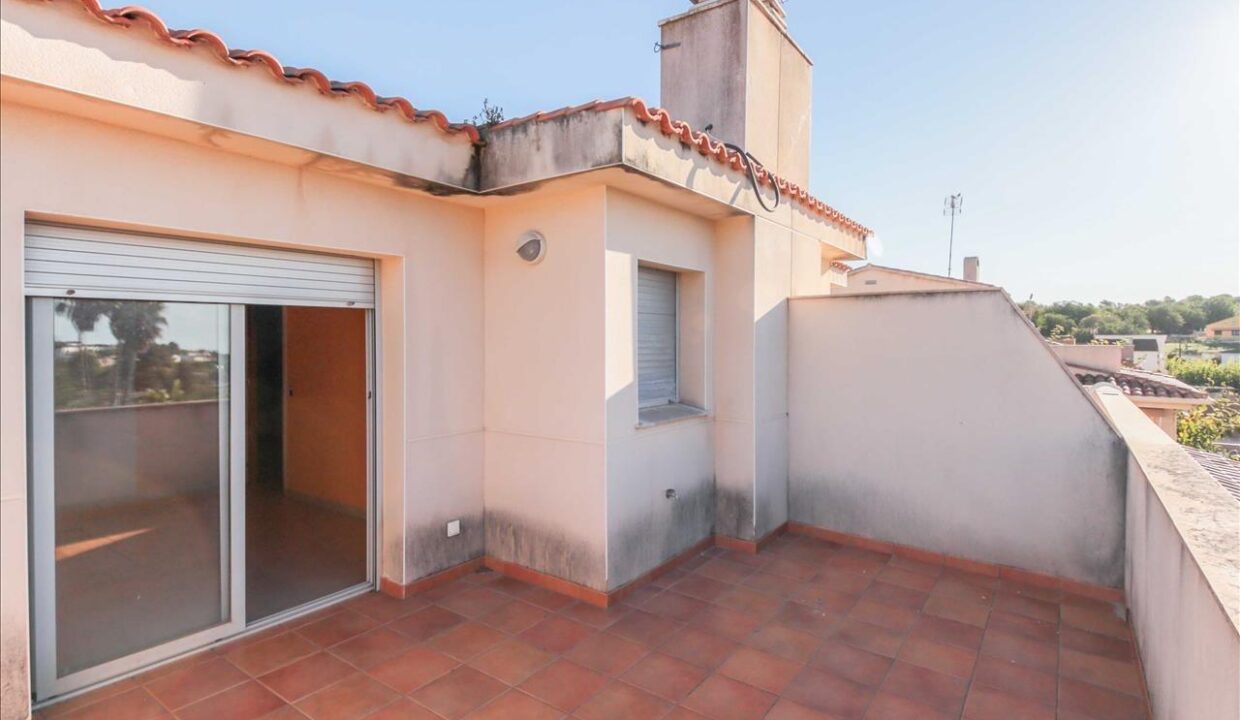 CASA A LA VENTA EN LA POBLA DE MONTORNES_2